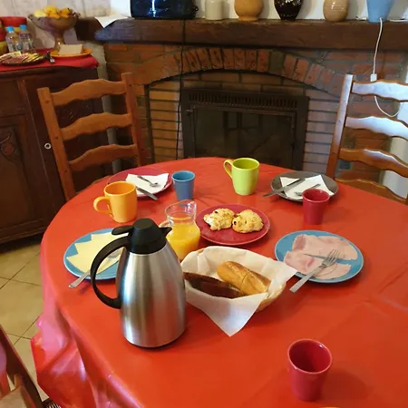 A Casa Di L'alivu فندق مبيت وإفطار باتريمونيو