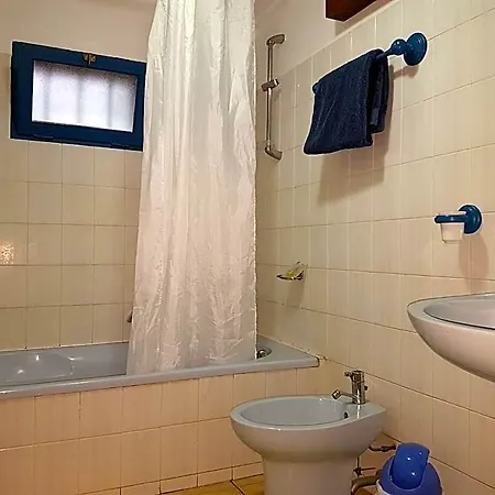A Casa Di L'alivu فندق مبيت وإفطار باتريمونيو