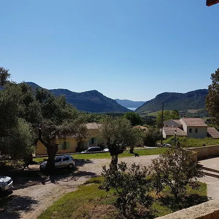 A Casa Di L'alivu فندق مبيت وإفطار باتريمونيو